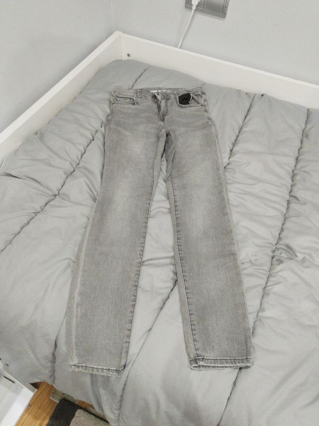 Pantalón vaquero gris Zara Talla 13-14