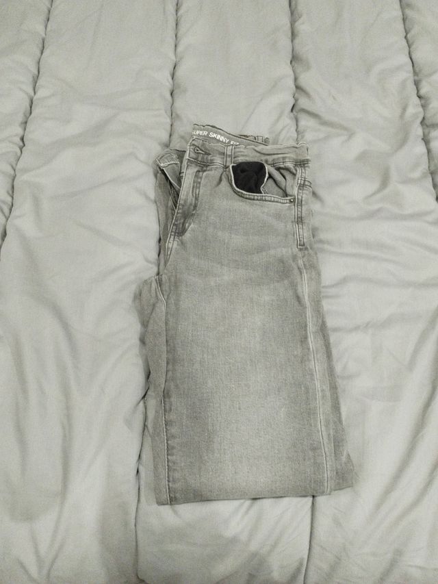 Pantalón vaquero gris Zara Talla 13-14