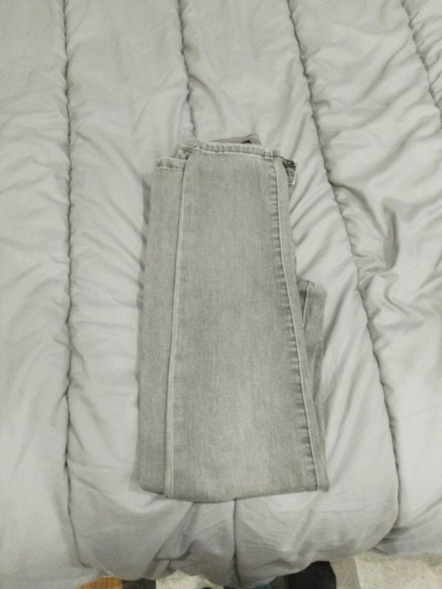 Pantalón vaquero gris Zara Talla 13-14