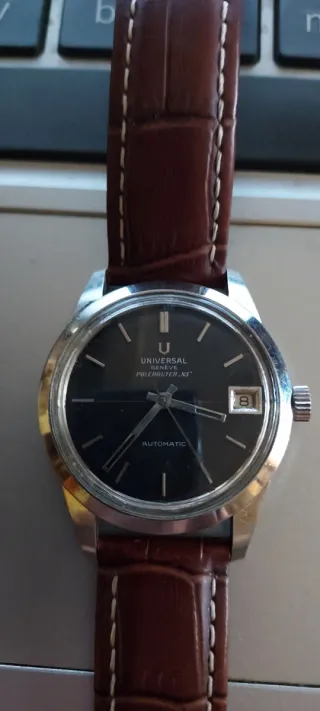 Reloj Universal Genève Polerouter NS caja de segunda mano