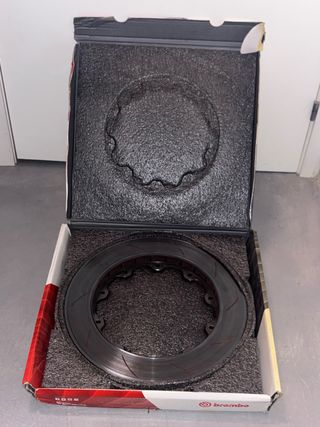 Confezione 2 dischi + 5 pastiglie freno Collezione Brembo