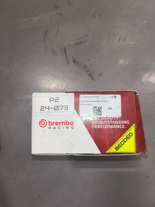 Confezione 2 dischi + 5 pastiglie freno Collezione Brembo
