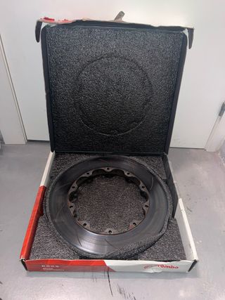Confezione 2 dischi + 5 pastiglie freno Collezione Brembo