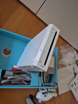 Consola Nintendo Wii Blanca + Wii Sports