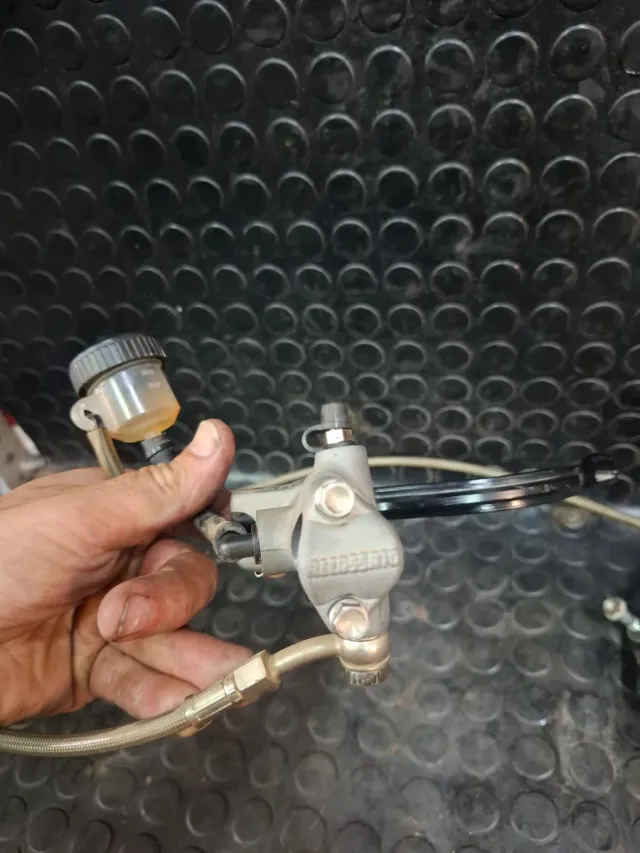 Bomba Freno Acossato Pinza Brembo Supermotard