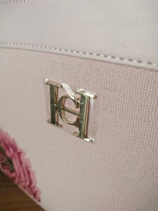 Neceser Carolina Herrera rosa floral
