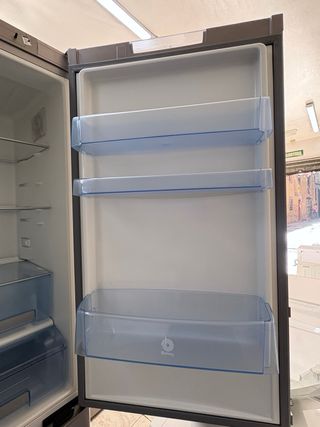 Nevera Balay combi No Frost 