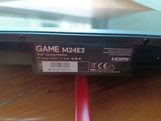 Monitor Gaming Negro y Rojo