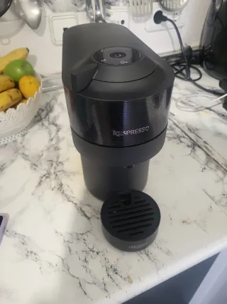 Cafetera Nespresso DeLonghi Vertuo POP Negra