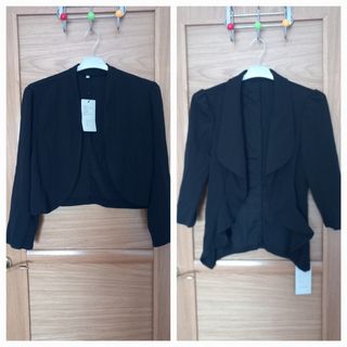 Blazer Negro Mujer Talla XXL y S 4€ cada una.