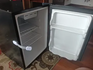 Nevera Klarstein 65L 220V