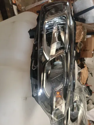 Faro Citroen Elyssee 9817297880