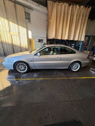 Volvo C70 2001