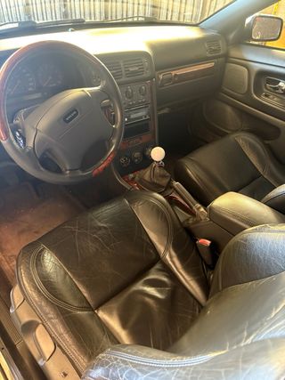 Volvo C70 2001