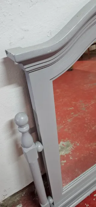 Espejo de tocador gris madera