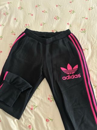 Chándal Adidas Negro y Rosa