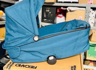 Silla bebé paseo + Capazo marca RECARO