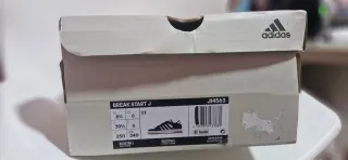 Adidas Zapatillas Negras y Blancas