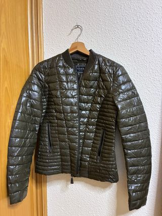 Chaqueta Guess Verde Militar Mujer