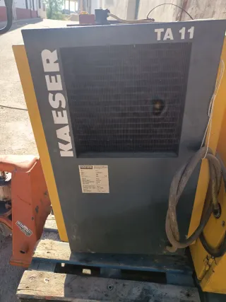 Compresor y secador KAESER TA 11