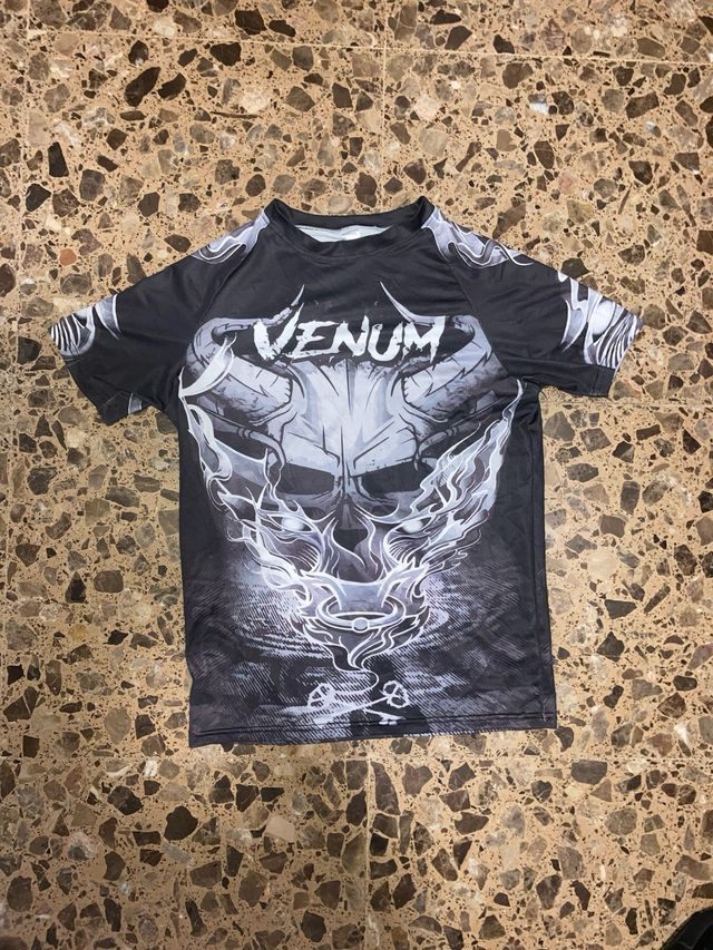 Camiseta Venum Calavera Negra y Gris