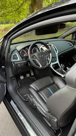 Opel Astra 2015