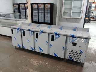 Bajo mostrador 4 puertas fabricacion propia