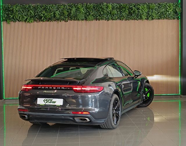Porsche Panamera 4 EHYBRID