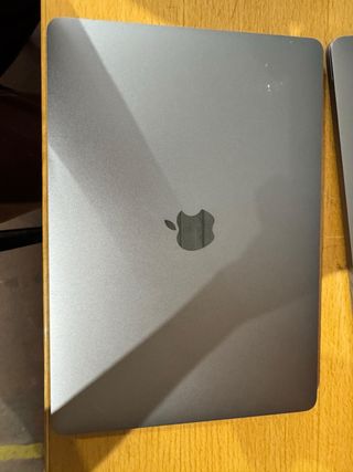 Portátil Apple Plata/Gris Espacial