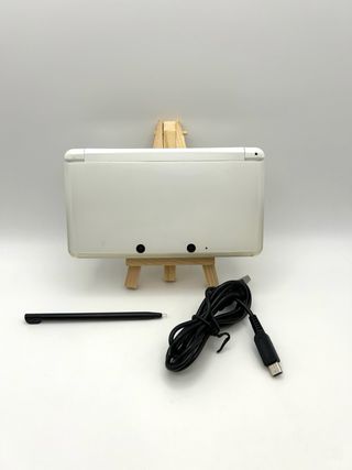 Nintendo 3DS Bianco con caricatore e pennino 