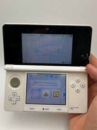 Nintendo 3DS Bianco con caricatore e pennino 