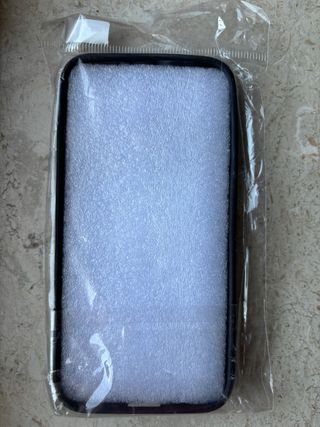 Cover iPhone 14 MagSafe Nero e Trasparente