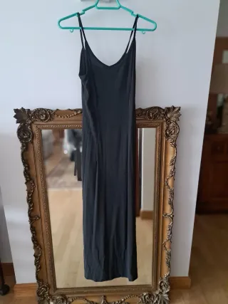 Vestido negro tirantes largo
