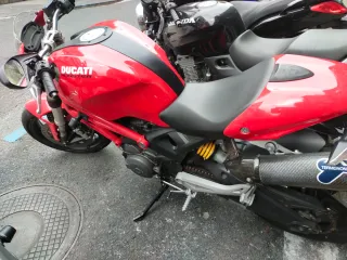 Ducati Monster 696 - Año 2011