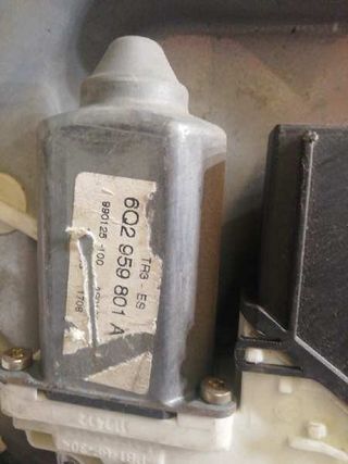 ELEVALUNAS DELANTERO DERECHO para SEAT IBIZA (6L1) 2002 99498