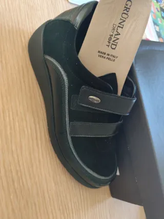 Scarpa comoda donna GRÜNLAND nera