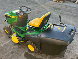 Cortacésped John Deere X167R en Liquidación