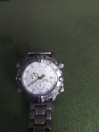 Reloj Festina Cronógrafo Titanium 