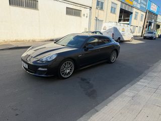 Porsche Panamera 2013