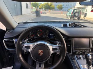 Porsche Panamera 2013