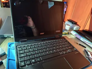 Acer TravelMate Convertible Negro