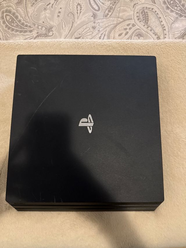 PlayStation 4 Pro (PS4 Pro) Negra