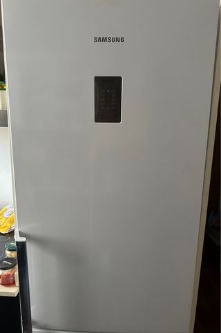 Nevera Samsung casi nueva