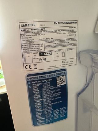 Nevera Samsung casi nueva