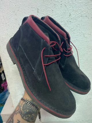 Scarpe uomo  cafenoir scamosciate nere e rosse