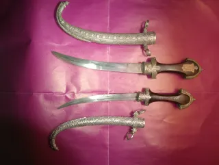 2 coltelli arabi decorativi, collezione antica
