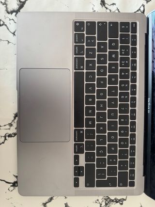 MacBook Air 13” 2020 Gris Espacial