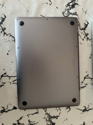 MacBook Air 13” 2020 Gris Espacial