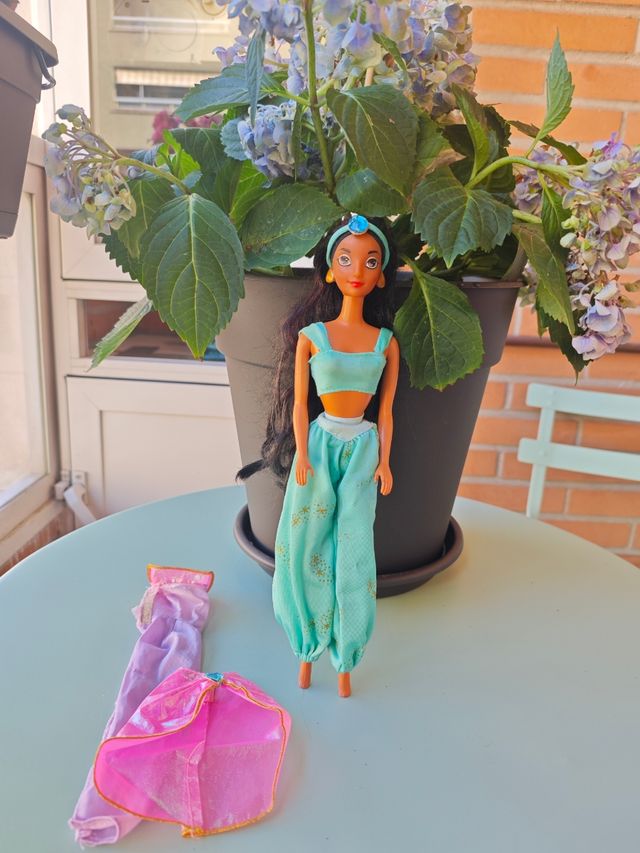 Muñeca Jasmine Aladdin Disney Mattel Años 90