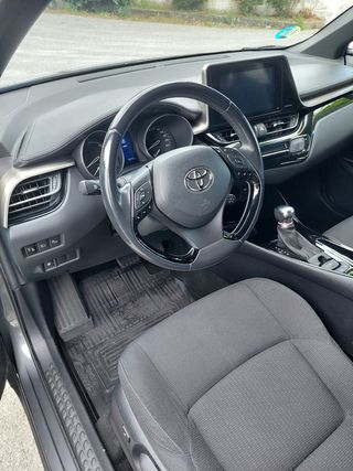 Toyota C-HR 2019